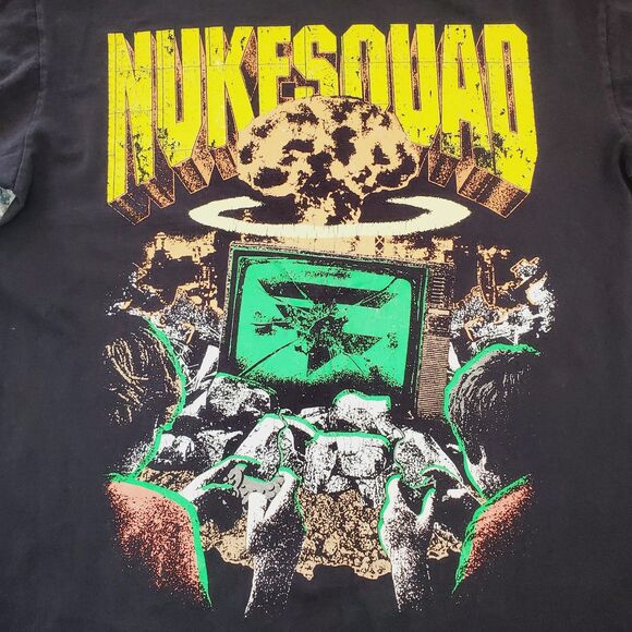 Faze Clan Nuke Squad Graphic T-shirt Tv Explosion Tee Gamer Streetwear Mens SZ M - Picture 3 of 9